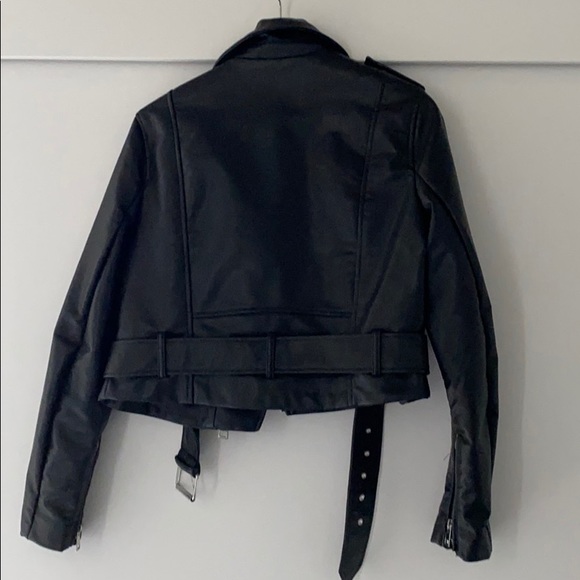 SOLD: Cropped black pleather Zara biker jacket - Picture 2 of 4